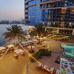Hilton Dubai Creek Hotel & Residences